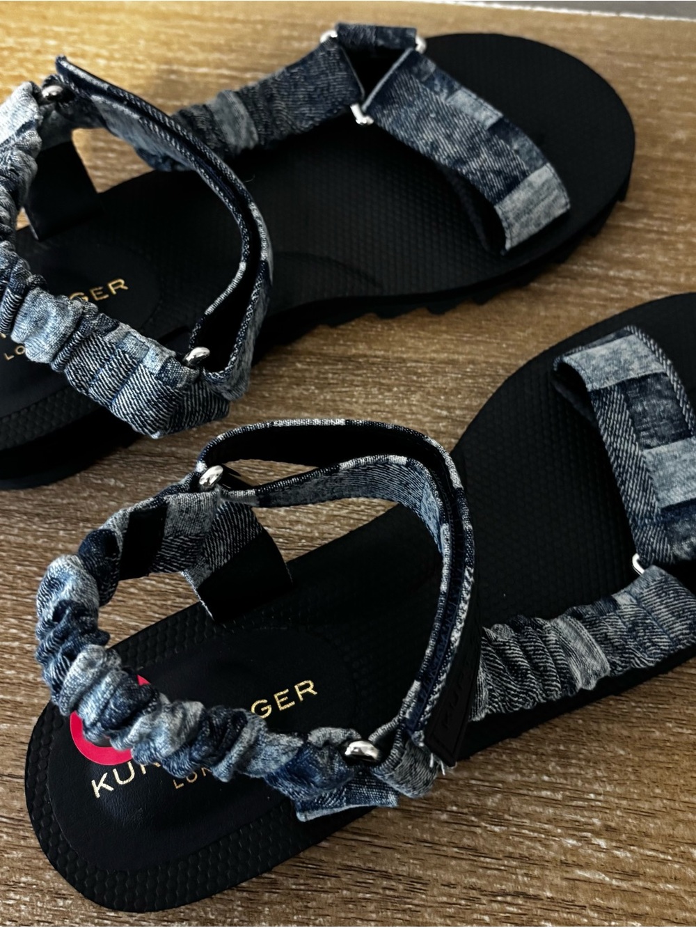 Kurt Geiger women’s 10 Denim-Style Orion Sandals new - Picture 2 of 9